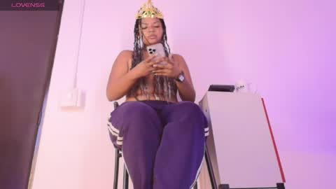 Snapshot of samanthamilan1 chatting on June 2026 11:46:01 AM Sam online show from June 2026 11:46:01 AM