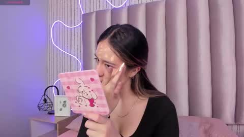 Alejandra  online show from February 2026 01:21:02 PM