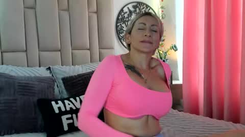 Samixmami online show from January 2026 01:04:01 PM