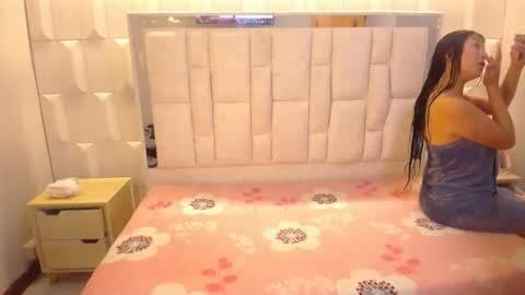 Snapshot of samanthaysantiagofon chatting on June 2026 02:17:02 PM Samantha Y Santigo online show from June 2026 02:17:02 PM