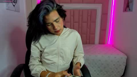 samanthha18 online show from February 2026 02:42:02 AM