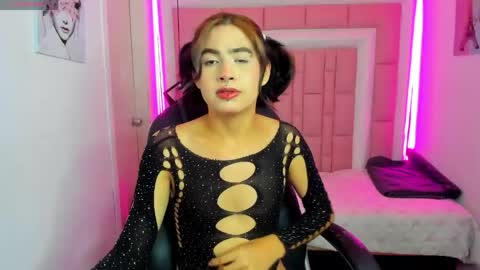 samanthha18 online show from February 2026 04:11:01 AM