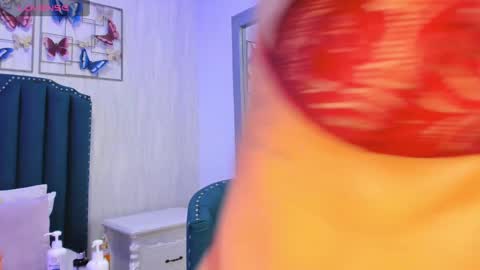 Samara Warren online show from December 2024 02:57:02 PM