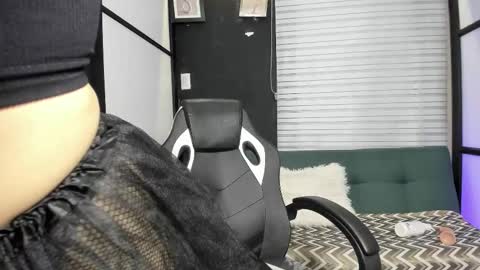 Samara online show from November 2025 05:09:01 AM