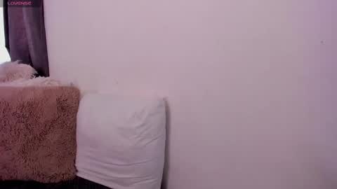 Snapshot of samaraeyes chatting on September 2025 05:34:02 PM -- -- online show from September 2025 05:34:02 PM