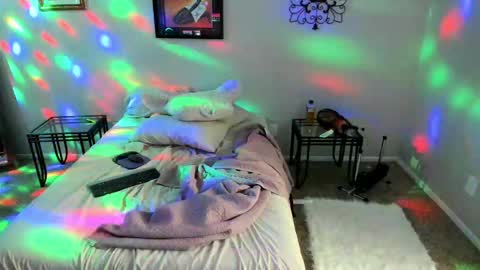 Yaya online show from February 2025 11:30:01 PM