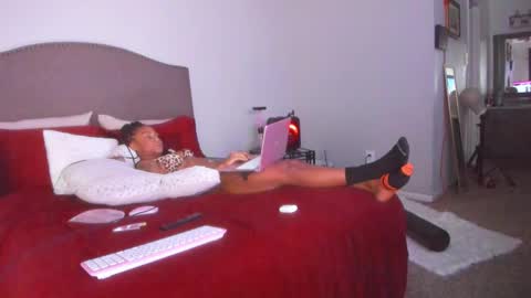 Yaya online show from December 2025 03:54:02 PM