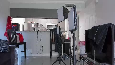 Yaya online show from June 2026 11:35:01 PM