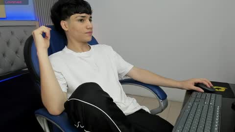 Sam online show from May 2026 12:22:02 PM