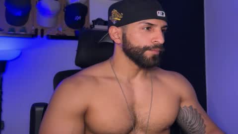 Sam Dornan online show from May 2026 02:41:02 AM