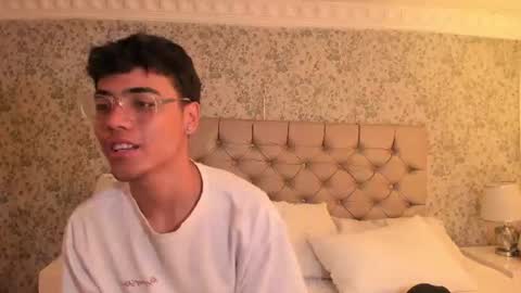 Samfrrost online show from June 2026 12:30:01 PM