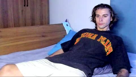 Snapshot of samgorgeous chatting on January 2025 03:12:01 PM Fansly - Top4fans online show from January 2025 03:12:01 PM