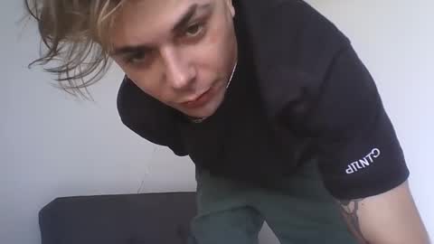 Snapshot of samgorgeous chatting on February 2026 02:59:02 AM Fansly - Top4fans online show from February 2026 02:59:02 AM