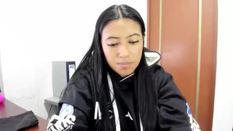 sami_cutte online show from December 2024 04:14:02 PM