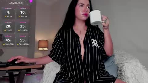 Samantha Santacoloma online show from July 2026 10:46:02 AM