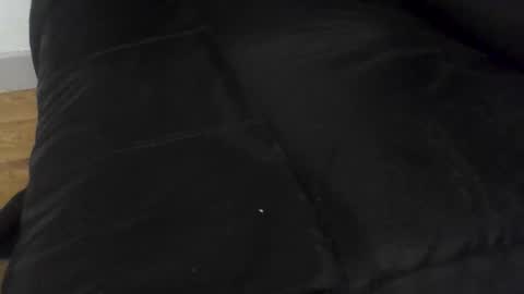 samiam381653 online show from September 2025 06:34:01 PM