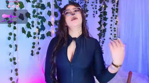 samii evans  online show from October 2025 03:19:01 AM