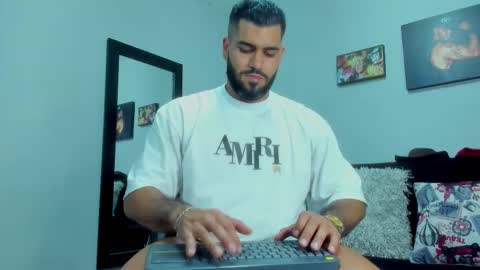 samir_hazard online show from September 2025 10:33:02 PM