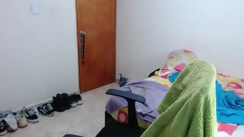 samir_music_ online show from October 2025 11:57:01 PM