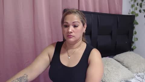 SAMIRA online show from November 2025 08:41:02 PM