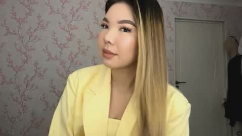 Elina online show from February 2026 09:18:02 AM