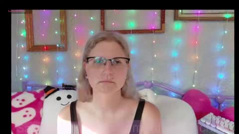Snapshot of sammiesin13 chatting on July 2026 11:52:01 AM Samantha online show from July 2026 11:52:01 AM