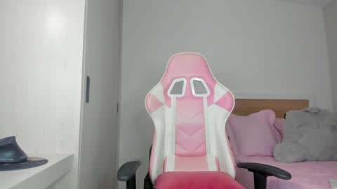 Ana online show from December 2024 01:53:01 AM