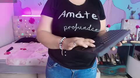  Sammy  online show from May 2026 09:34:02 PM