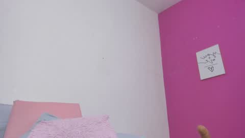 Snapshot of sammy_sm_ chatting on February 2025 09:11:01 AM Sammy online show from February 2025 09:11:01 AM