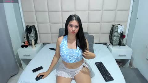 Nice to meet you guys my name is Lina. online show from June 2026 02:41:01 PM