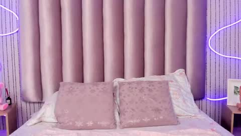 Samantha   online show from May 2026 03:13:01 AM