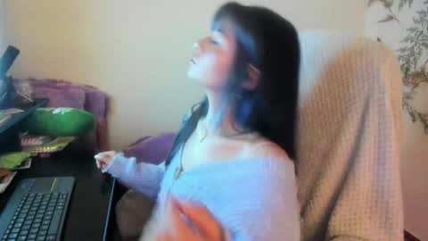   online show from October 2025 10:50:01 AM