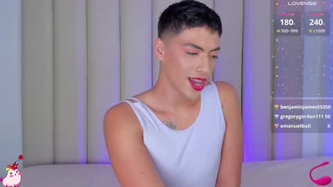 Snapshot of samphillipss chatting on December 2024 04:06:02 AM Sammuel online show from December 2024 04:06:02 AM