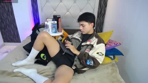 Snapshot of samu_foxxx chatting on April 2026 08:46:01 PM SAMU online show from April 2026 08:46:01 PM