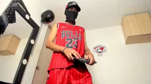 Snapshot of samuel_suarez chatting on March 2026 09:22:01 AM online show from March 2026 09:22:01 AM