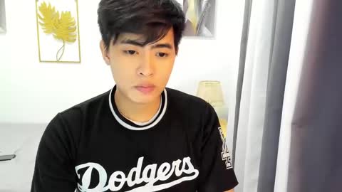 Snapshot of samuelangelo chatting on March 2025 01:57:02 PM Sam online show from March 2025 01:57:02 PM