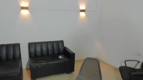 samxx_muscle online show from May 2026 01:29:01 PM
