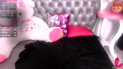 Sammy online show from December 2024 01:11:02 AM