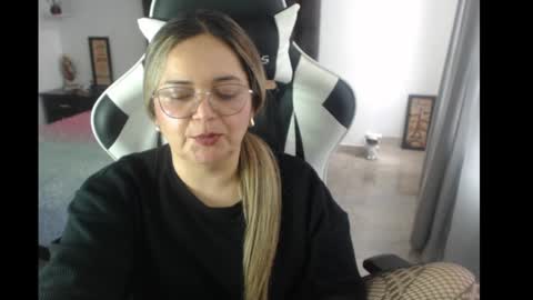 samy_vsn online show from February 2025 06:04:02 PM