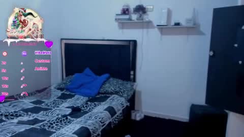 SamyHolbrook online show from December 2024 07:07:02 PM