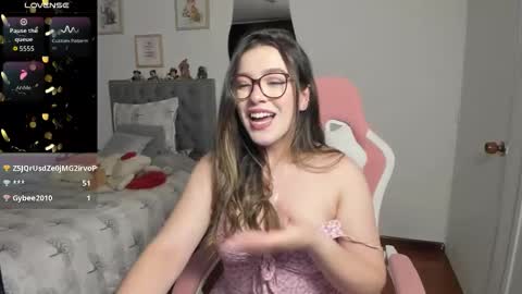 Samanta online show from November 2025 06:17:01 PM