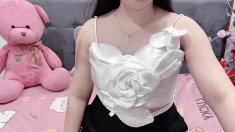 sanami_sian_ online show from April 2026 01:53:02 PM
