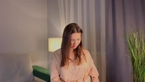 Snapshot of sandili chatting on November 2025 12:49:01 AM Isabel but you can call me Bella online show from November 2025 12:49:01 AM