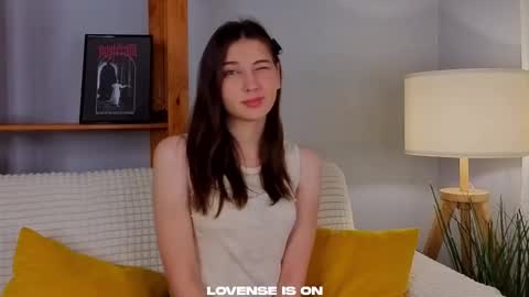 Snapshot of sandili chatting on November 2025 12:56:02 AM Isabel but you can call me Bella online show from November 2025 12:56:02 AM