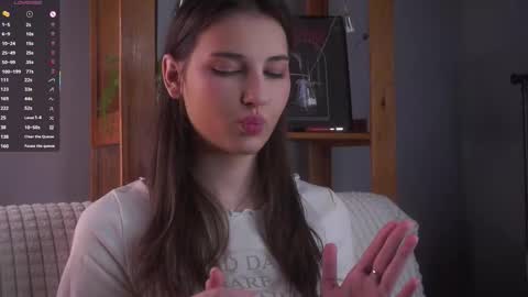 Snapshot of sandili chatting on February 2026 01:32:01 AM Isabel but you can call me Bella online show from February 2026 01:32:01 AM