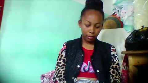 sandra1253099 online show from December 2025 08:45:01 AM