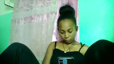 sandra1253099 online show from May 2026 07:10:01 PM