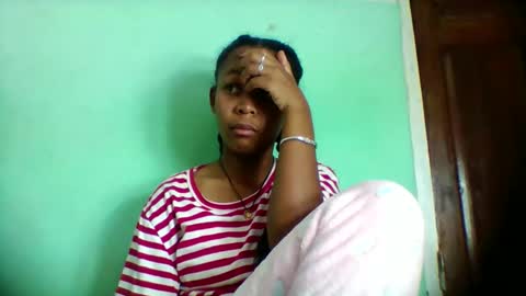 sandra1253099 online show from May 2026 06:43:02 AM