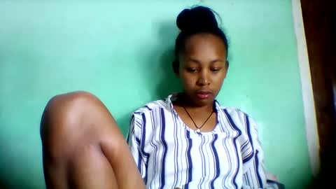 sandra1253099 online show from May 2026 06:52:02 AM