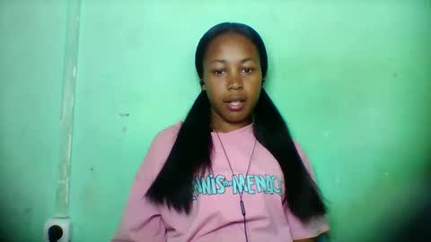 sandra1253099 online show from May 2026 07:06:01 AM